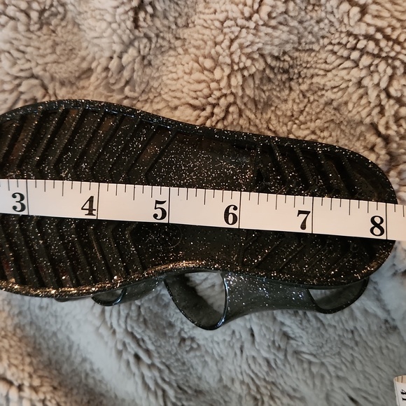 NWOT !! TODDLER SANDALS 🌞 FINAL OFFER!! - Picture 7 of 8